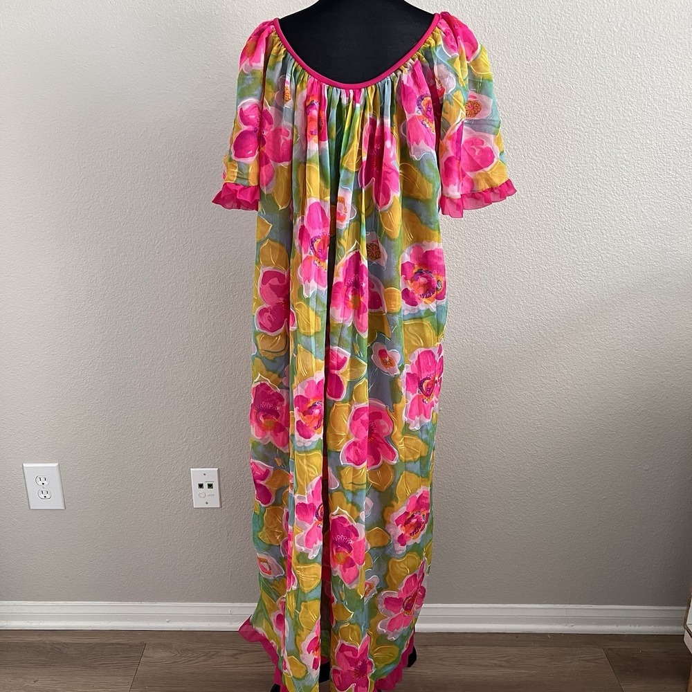 Vintage Jenelle of California Gown Belted Ruffles Floral Lined Colorful Nylon - Picture 12 of 14
